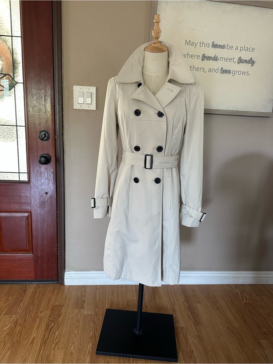 Ann Taylor Jackets & Blazers - LOFT Cream Double-Breasted Trench Coat with Belt